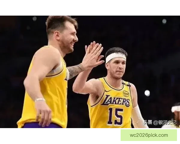 湖人接连失利东契奇与里夫斯 霍华德发声愿复出助球队